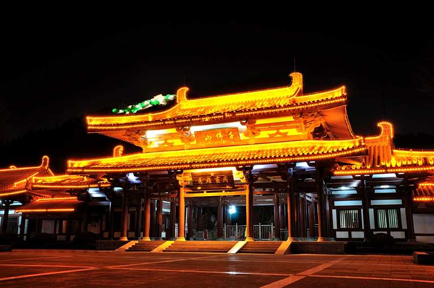 千佛山夜景